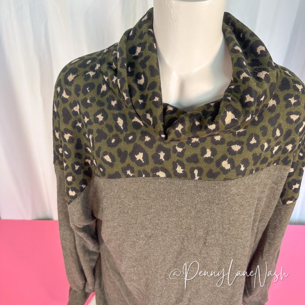 Magic Fit Cowl Neck Leopard Print Sweater - Picture 2 of 8